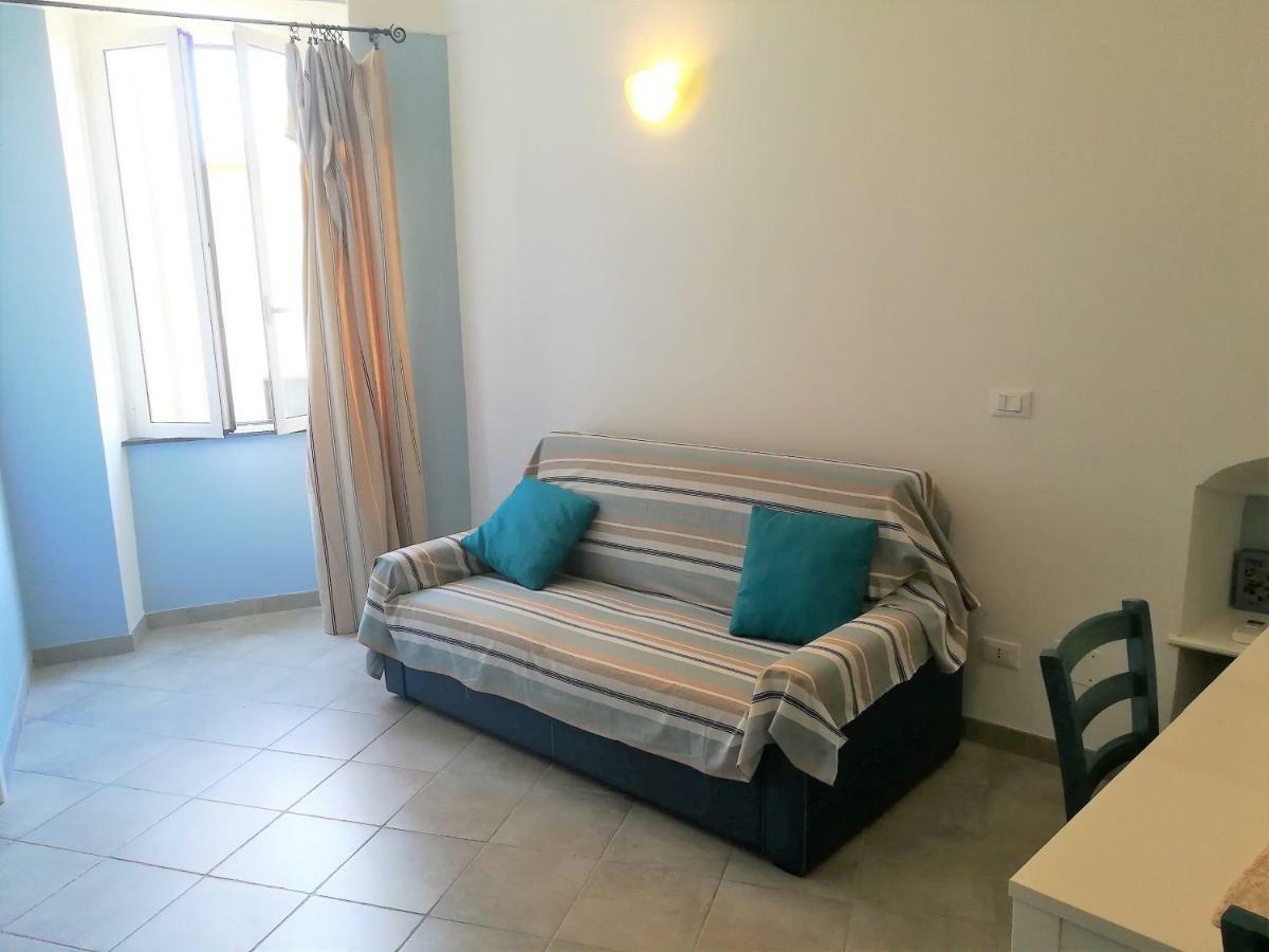 I Fiori Di Santo Stefano Apartment Santo Stefano al Mare Bagian luar foto